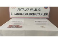 Yol kontrol noktasında durdurulan araçtan uyuşturucu madde çıktı