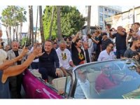 Altın Portakal’ın geleneksel korteji Antalyalıları sokaklara döktü