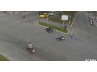 Motosiklet ambulansa çarptı