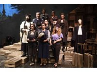 "Arturo Ui’nin Önlenebilir Yükselişi" 8 Ekim’de sahnede