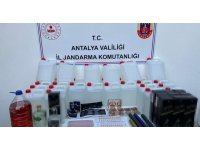 Antalya’da jandarmadan kaçak ve sahte içki operasyonu