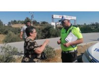 Kontrolden çıkan otomobil bariyere çarparak durabildi