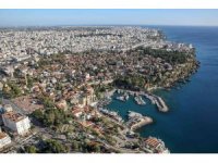 Kaleiçi hikayelerini anlatıyor