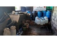 Hatay’da 1 ton 450 kilogram sahte içki ele geçirildi