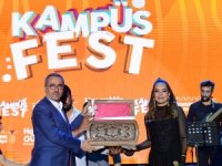 Bengü’ye özel işlemeli ceviz oyma sandık