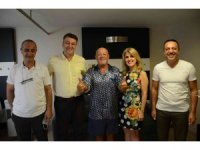 Antalya’da 71 yaşındaki Alman hastanın kalbine ameliyatsız dokunuş