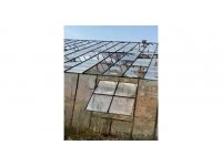 Antalya’da dolu cam seralara zarar verdi