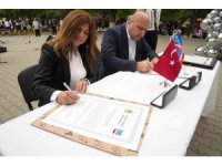 Valkeneş ve Tarsus "kardeş şehir" protokolü imzaladı