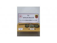 Antalya’da yarım kilo uyuşturucu ele geçirildi