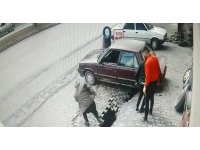 Kaldırımın çökme anı kamerada