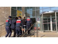 20 motosiklet ve 3 otomobil çalan 2 şüpheli yakalandı