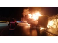 Tarsus’ta tır alev alev yandı