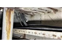 Yer altından kilometrelerce yürüyerek elektrik kablolarını çalan hırsızlar hal esnafını canından bezdirdi