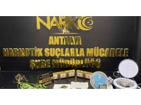 Antalya’da uyuşturucu madde satan zehir tacirlerine operasyon: 3 gözaltı