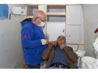 Mersin’de Emekli Evi üyelerine ücretsiz ağız ve diş sağlığı taraması