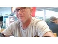 Vatandaşların kurtarmak için seferber olduğu motosiklet sürücüsü hayata tutunamadı