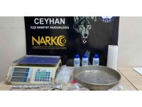 Ceyhan’da sokak satıcısı yakalandı