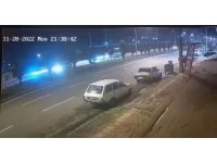 Otomobilin yayaya çarptığı kaza güvenlik kamerasında