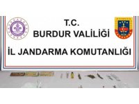 Burdur’da uyuşturucu madde kullanan 3 kişiye işlem yapıldı