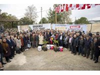 Seçer, bal sağım çadırı ve ceviz fidanı dağıtım törenine katıldı