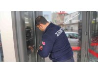 Mersin’de uygun şartları taşımayan zincir market mühürlendi