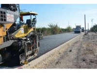 Büyükşehir, asfalt çalışmalarına Tarsus’ta devam ediyor