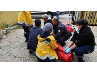Antalya’da balkondan düşen kadın ağır yaralandı