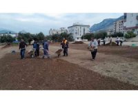 Kozan yeni parklara kavuşuyor