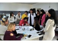 Çukurova Belediyesinin kuaförlük kursu ilgi görüyor