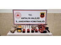 Antik kentte kaçak kazıya jandarmadan suçüstü baskın