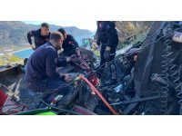 Gazipaşa’da virajı alamayan meyve yüklü tır alt yola uçtu: 1 ölü