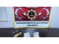 Durdurulan araçtan uyuşturucu çıktı: 5 gözaltı