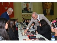 7 Ocak Kurtuluş Kupası Turnuvası Başkan Kadir Kara’nın temsili hamlesiyle başladı