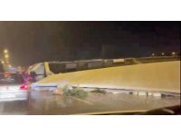 Otomobile çarpmamak isterken kaza yaptı