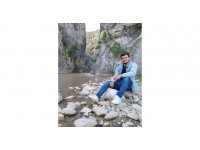 Tıra arkadan çarpan otomobilin sürücüsü uzman çavuş yaşamını yitirdi