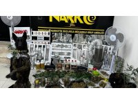 Evinin iki odasını uyuşturucu imalathanesine çevirdi