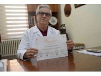 Yeni bir hastalık bulan Prof. Dr. Demirhan’a "Yenilikçi Temel Bilimler Ödülü"