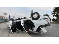 Takla atan otomobil park halindeki araca çarptı: 3 yaralı