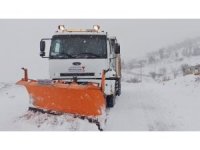 Kahramanmaraş’ta kar yağışı, kapanan yollar açılıyor