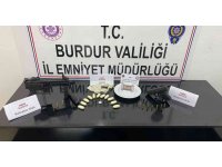 Burdur’da uyuşturucu operasyonunda 3 tutuklama
