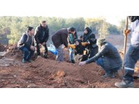 Önce eşini şimdi de 3 çocuğunu kaybeden annenin ağıtları yürek dağladı