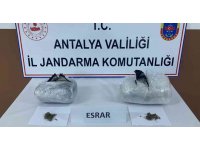 Otobüsteki yolcunun çantasından 3 kilogram 600 gram esrar çıktı