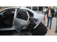 Silahlı kavgada mermiler iki otomobile isabet etti