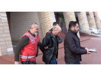 İş görüşmesi için gittiği site yöneticisinden avans istemiş, vermeyince darp edip kemerle boğup öldürmüş