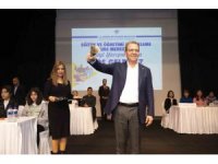 Seçer, öğrencilerin yarışma heyecanına ortak oldu