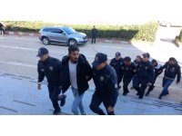 Pazarda kavga eden 6 Suriyeli sınır dışı edildi