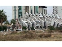 İskenderun’da 20’nin üzerinde bina yıkıldı