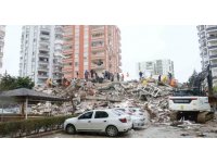 Adana’da 17 katlı apartmanın enkazından 2 kişinin cansız bedenine ulaşıldı