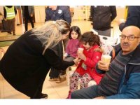 Toroslar Belediyesi depremden etkilenen vatandaşların yanında