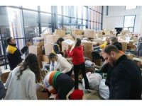 İzmir, depremzedeler için seferber oldu